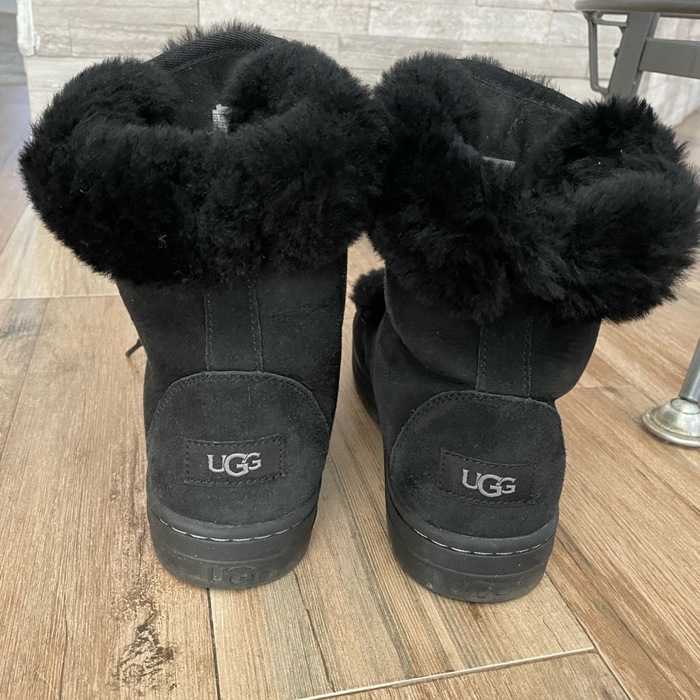 Mini Ugg Boot - image 4